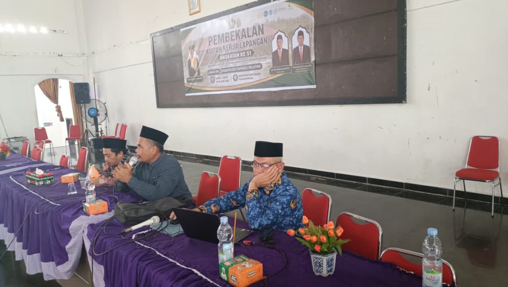 Staf Ahli Bupati Tapsel Dr. Ibnu Salam Harahap: Mahasiswa KKL Harus Menjadi Agen Pemberdayaan Masyarakat Menuju Tapanuli Selatan Maju dan Berkarakter
